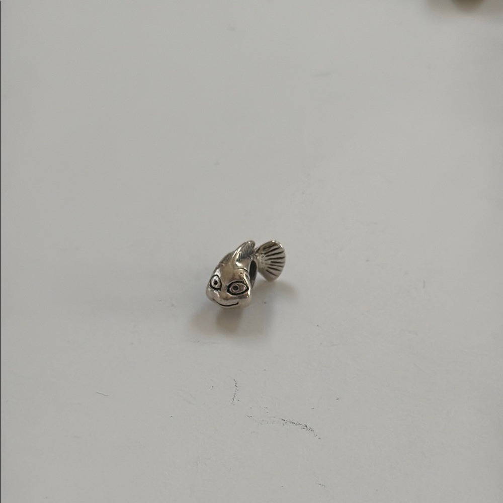 CHAMILIA— Disney Nemo Sterling Silver Charm